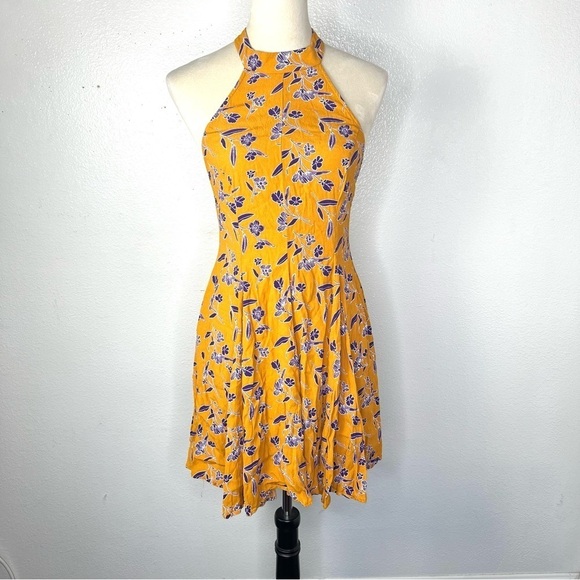 URBAN OUTFITTERS Kimchi Blue Tropi Mock Neck Floral Mini Dress Open Back Medium - Picture 4 of 14